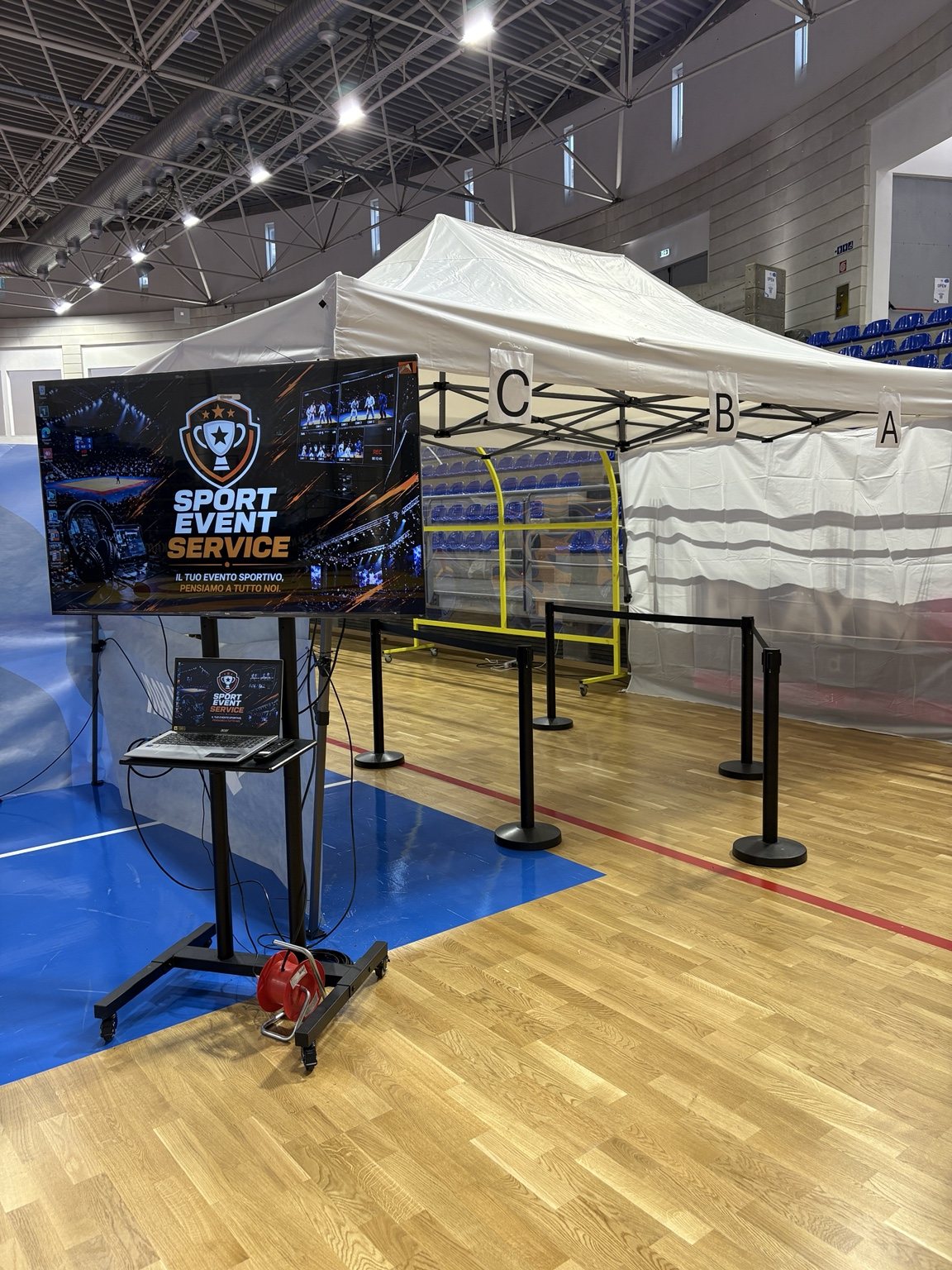Monitor e postazione tecnica evento